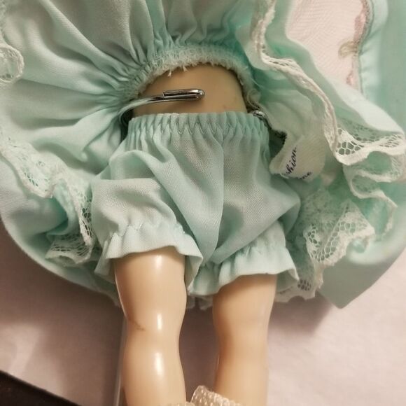 Vtg dolls late 50's and 60's Estate sale find GC Ginny 1977 - Picture 8 of 16